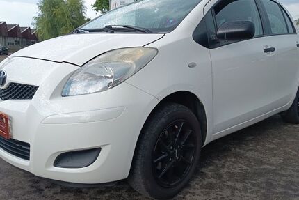 Toyota Yaris 179.800 km 2.400 &euro; Lahr-Langenwinkel 77933