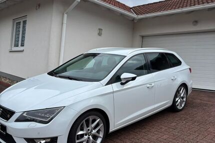 Seat Leon 101.000 km 12.300 &euro; Bad Wildungen 34537