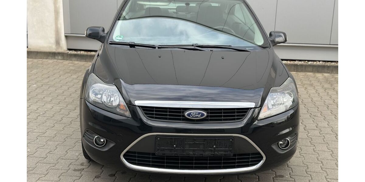 Ford Focus 154.000 km 2.890 &euro; Düsseldorf - Bezirk 8 40231