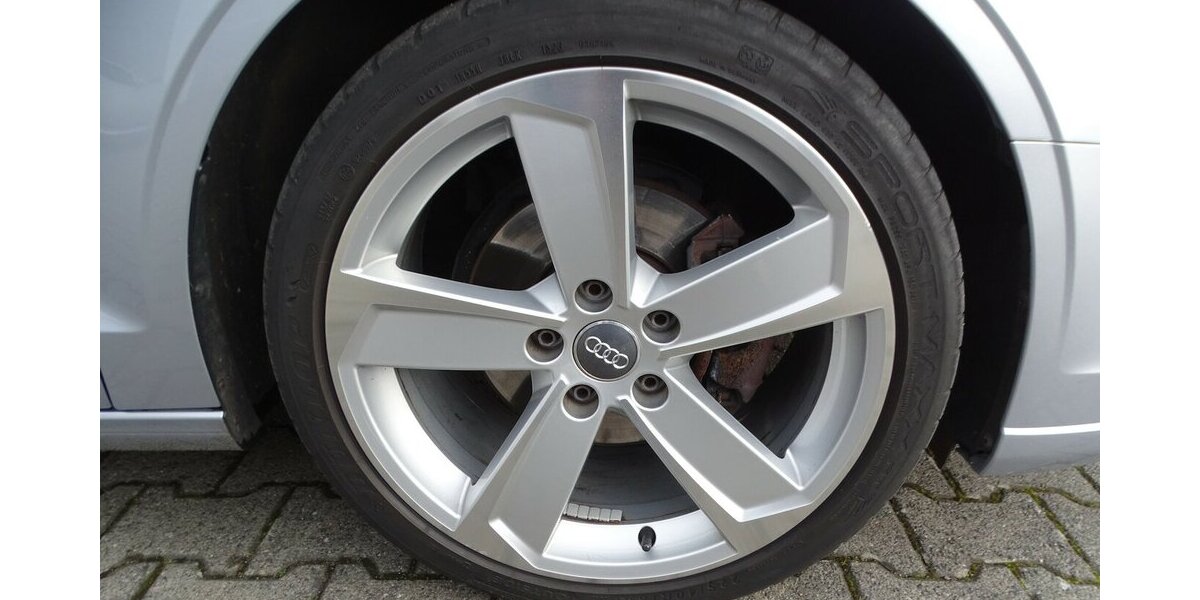 Audi A3 35 2,0l TDI S-Line Paket, Navi, Klimaauto., PDC 123.848 km 15.490 &euro; Rodgau 63110
