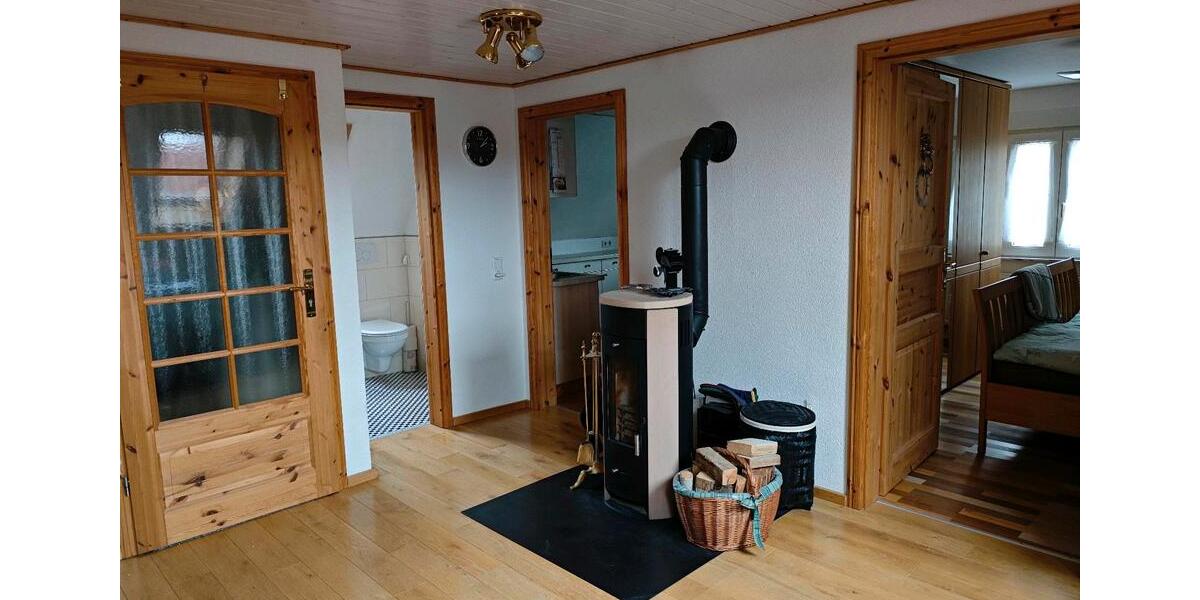Dachgeschoßwohnung Ammerbuch - 3 Zimmer, 66 m&sup2;, 990&euro; | Angebot:25047377