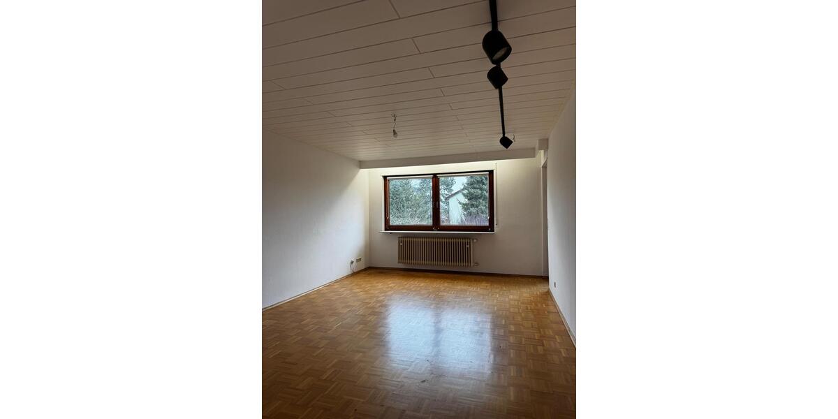 Etagenwohnung Mannheim Gartenstadt - 4 Zimmer, 90 m&sup2;, 1.500&euro; | Angebot:25027055