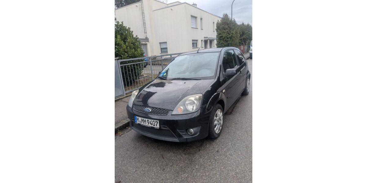 Ford Fiesta 214.600 km 690 &euro; München 80997