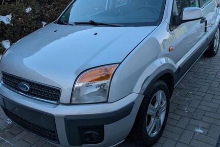 Ford Fusion 71.000 km 4.500 &euro; Oranienburg 16515