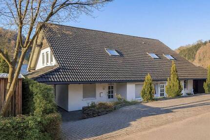 Haus Schmallenberg Niedersorpe - 6 Zimmer, 299.000&euro; | Angebot:26308403