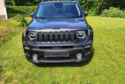 Jeep Renegade 59.950 km 16.750 &euro; Möntenich 56754