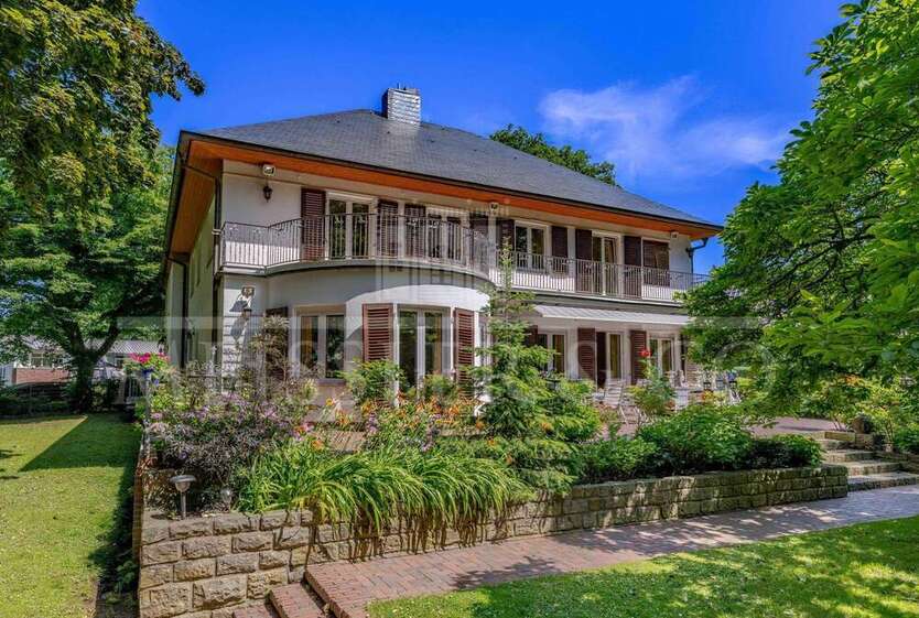 Haus zum Kaufen in Hamburg 3.490.000 € 365 m²