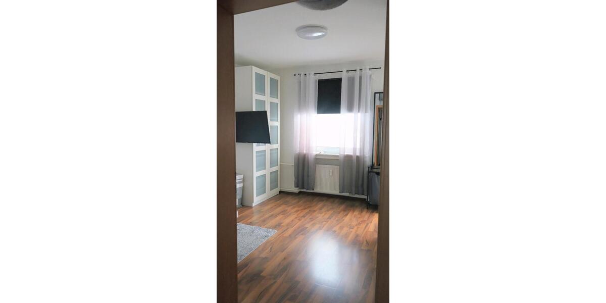 Hochparterre Hameln Kernstadt - 3 Zimmer, 70 m&sup2;, 130.000&euro; | Angebot:27078099
