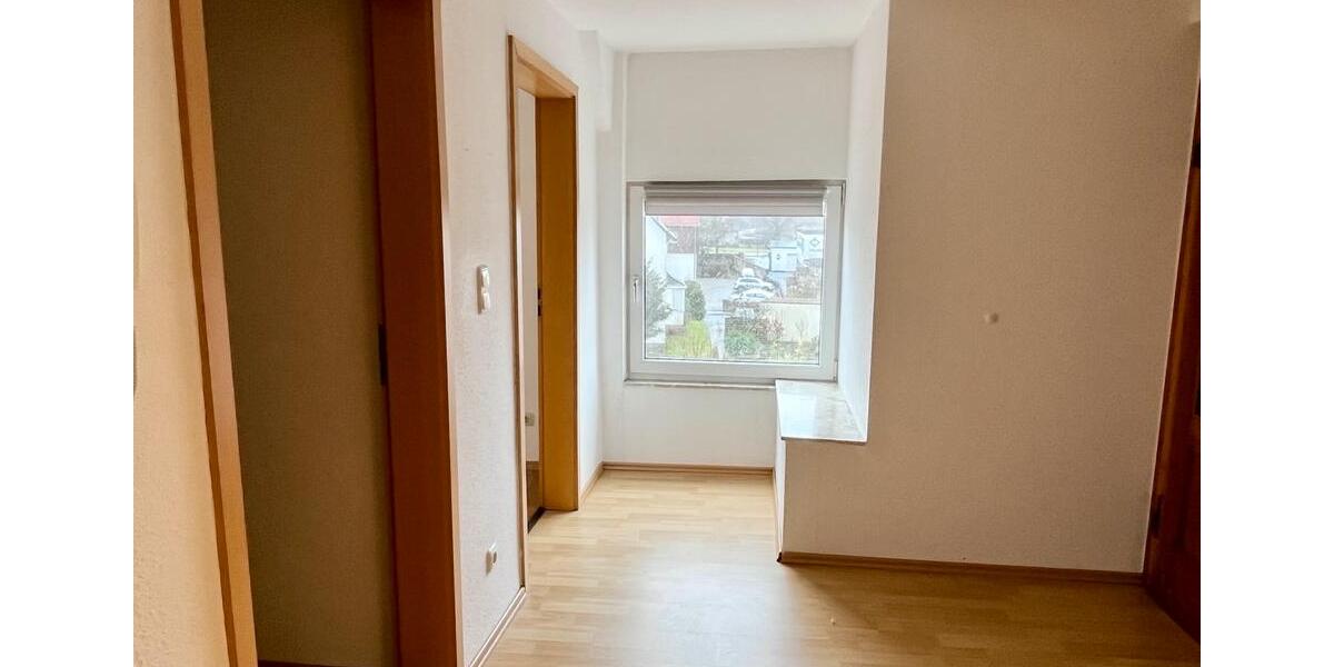 Maisonettenwohnung Hessisch Oldendorf - 4 Zimmer, 105 m&sup2;, 650&euro; | Angebot:25380279