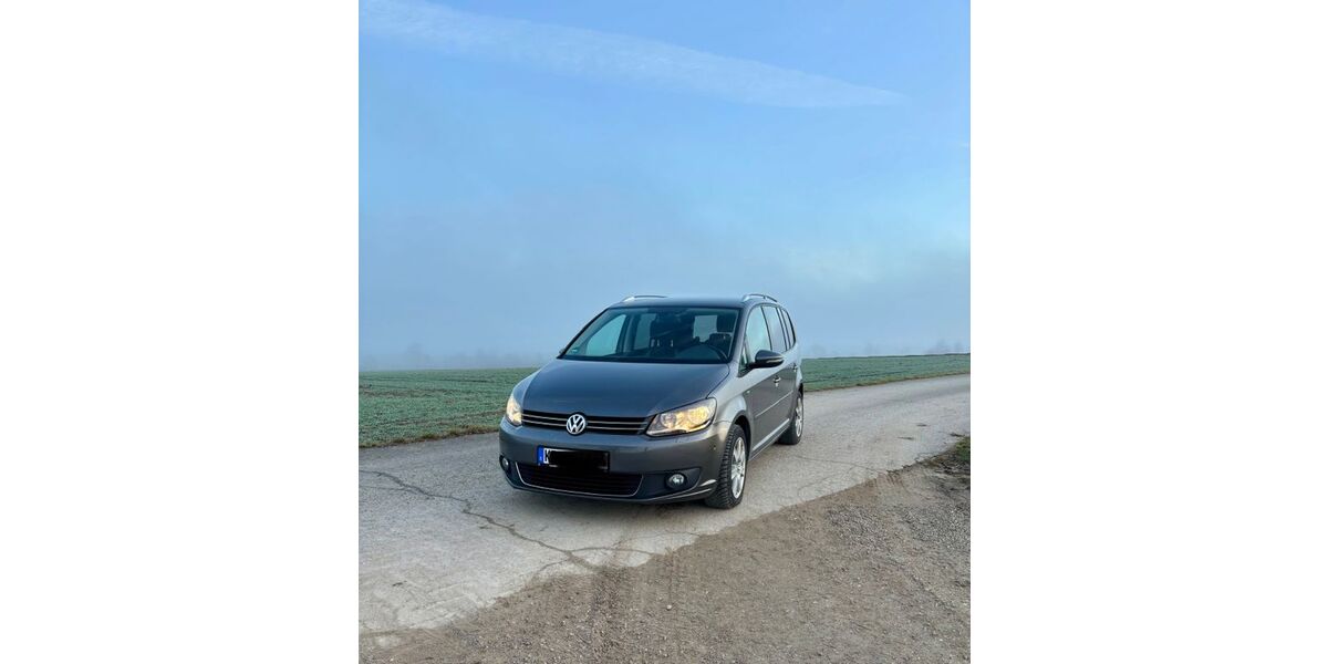 VW Touran 145.000 km 9.000 &euro; Abensberg 93326