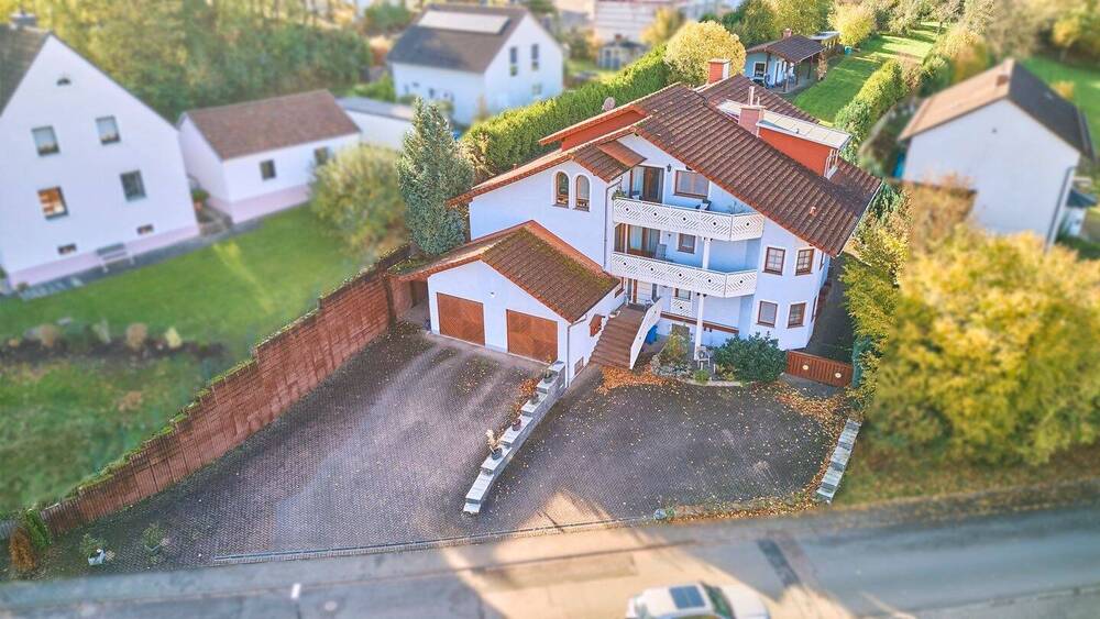 Schickes Wohnhaus mit reichlich Platz und großem Grundstück! 1 zimmer