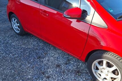 Toyota Yaris 87.265 km 8.500 &euro; Korbach 34497