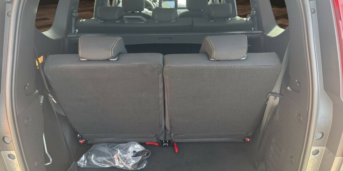 Dacia Jogger Extreme+ *7-Sitzer/Navi/SHZG/Temmpomat/RFK* 13.615 km 20.790 &euro; Bamberg 96052