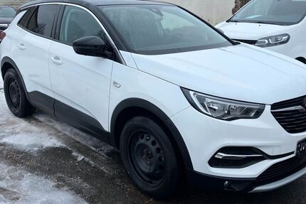 Opel Grandland (X) 78.000 km 12.900 &euro; Gotha 99867