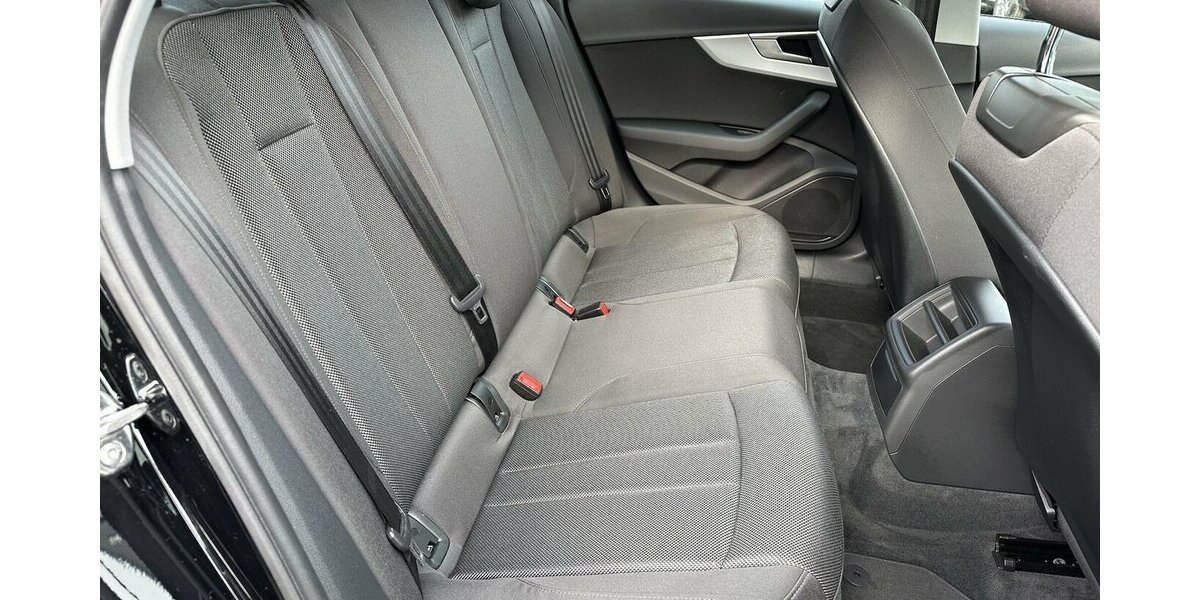 Audi A4 2,0 TDI / Automatik / Navi MMI / LED / AHK 135.000 km 17.990 &euro; Mönchengladbach 41066