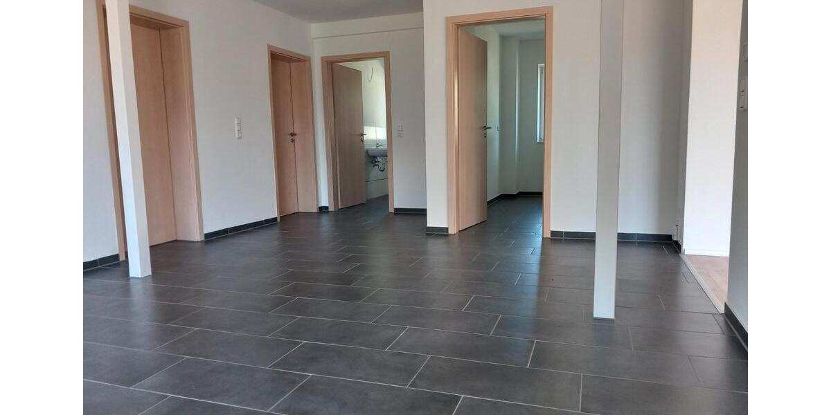 Erdgeschoßwohnung Wittenförden - 5 Zimmer, 150 m&sup2;, 1.175&euro; | Angebot:26396643
