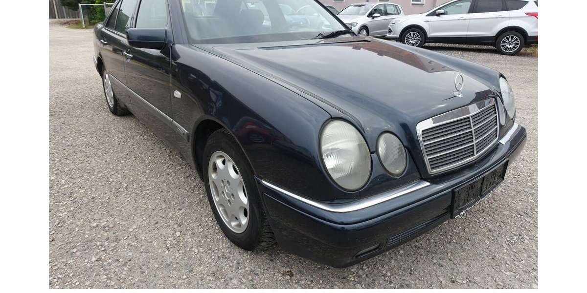 Mercedes-Benz E 230 E -Klasse Lim.Klima eGHSD 8xAlu rostfrei 317.600 km 1.800 &euro; Neumarkt/OPf 92318