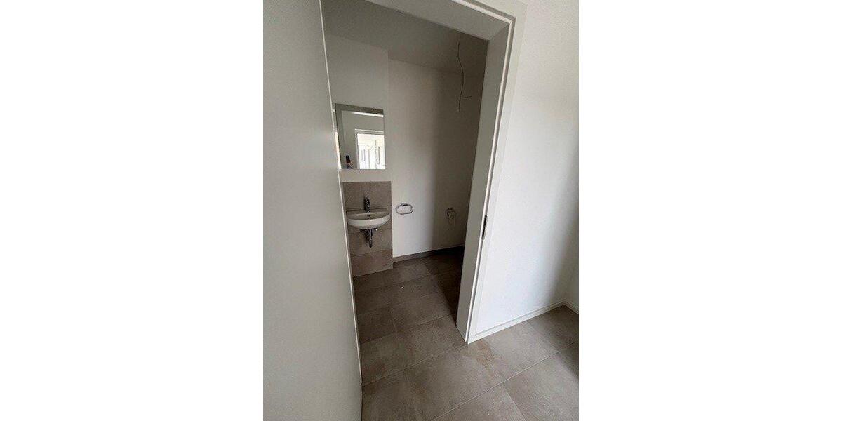 Etagenwohnung Schöfweg - 3.5 Zimmer, 95 m&sup2;, 850&euro; | Angebot:26212477