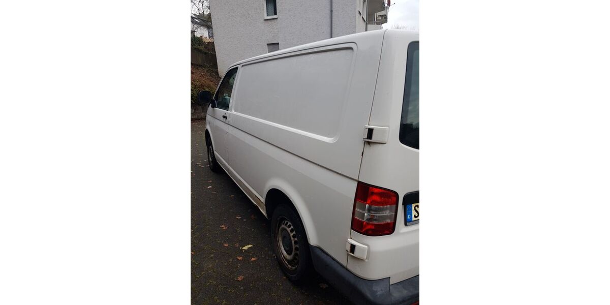 VW T5 Transporter 263.000 km 7.600 &euro; Siegen 57072