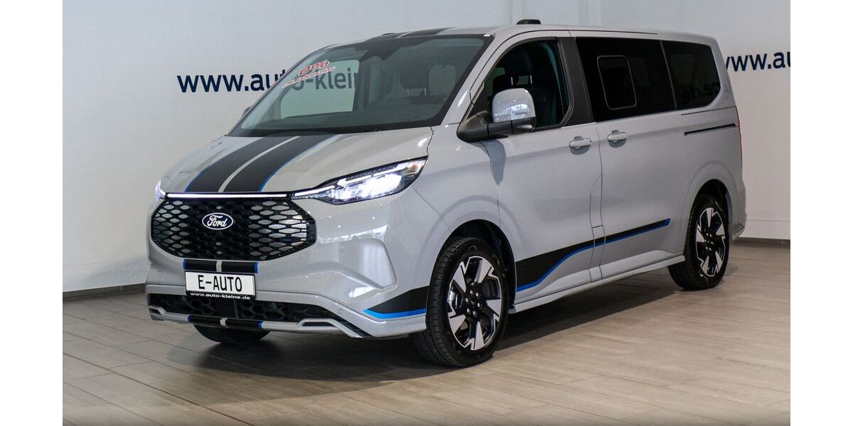 Ford Tourneo Custom 4.820 km 58.990 &euro; Paderborn 33102