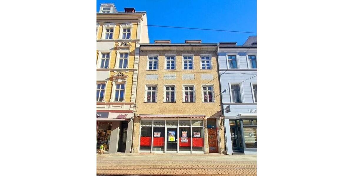 Charmantes Mehrfamilienhaus mit 3 Wohneinheiten und einer Ladenfläche in erstklassiger Lage! zimmer