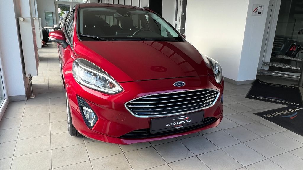 Ford Fiesta 146.200 km 7.950 &euro; Remagen 53424