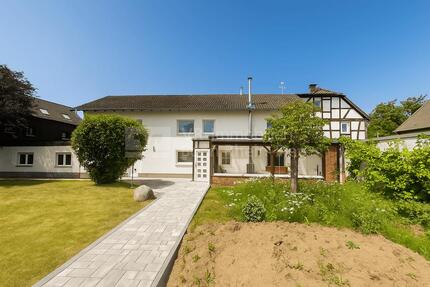 Einziehen und Wohlfühlen – Modernisiertes Haus zur Miete! 5 zimmer