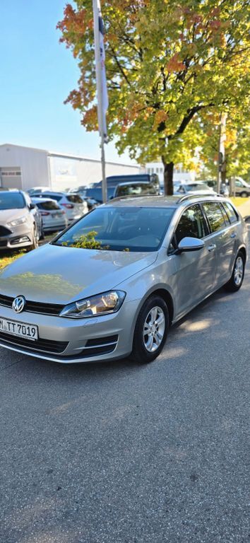 VW Golf 212.000 km 6.499 € Markt Schwaben 85570