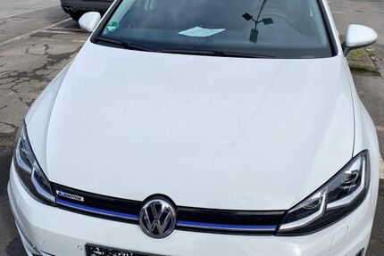VW Golf 50.000 km 18.199 &euro; Niederkassel 53859