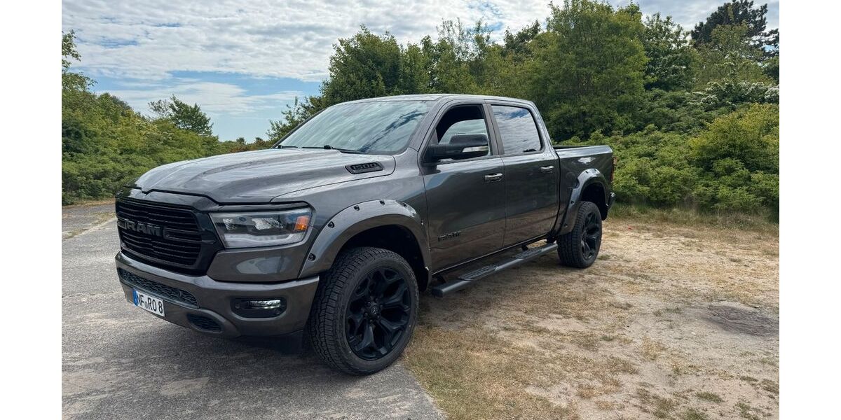 Dodge RAM 82.500 km 39.999 &euro; Sylt 25980