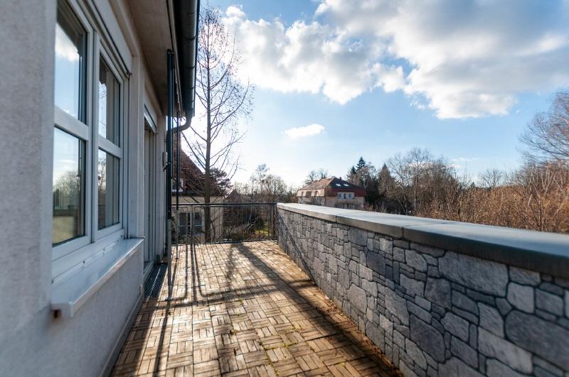 Dachgeschoßwohnung Dresden Loschwitz - 2 Zimmer, 75 m&sup2;, 626&euro; | Angebot:26269512