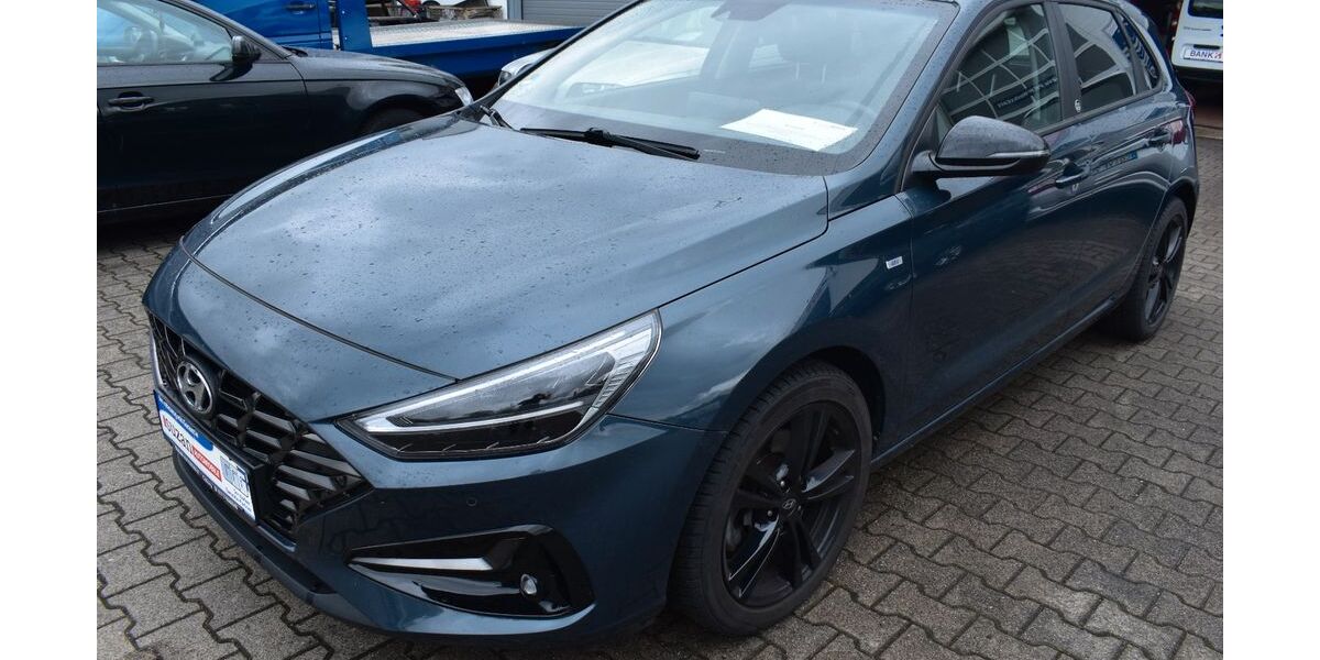 Hyundai i30 61.000 km 16.990 &euro; Niederfüllbach 96489