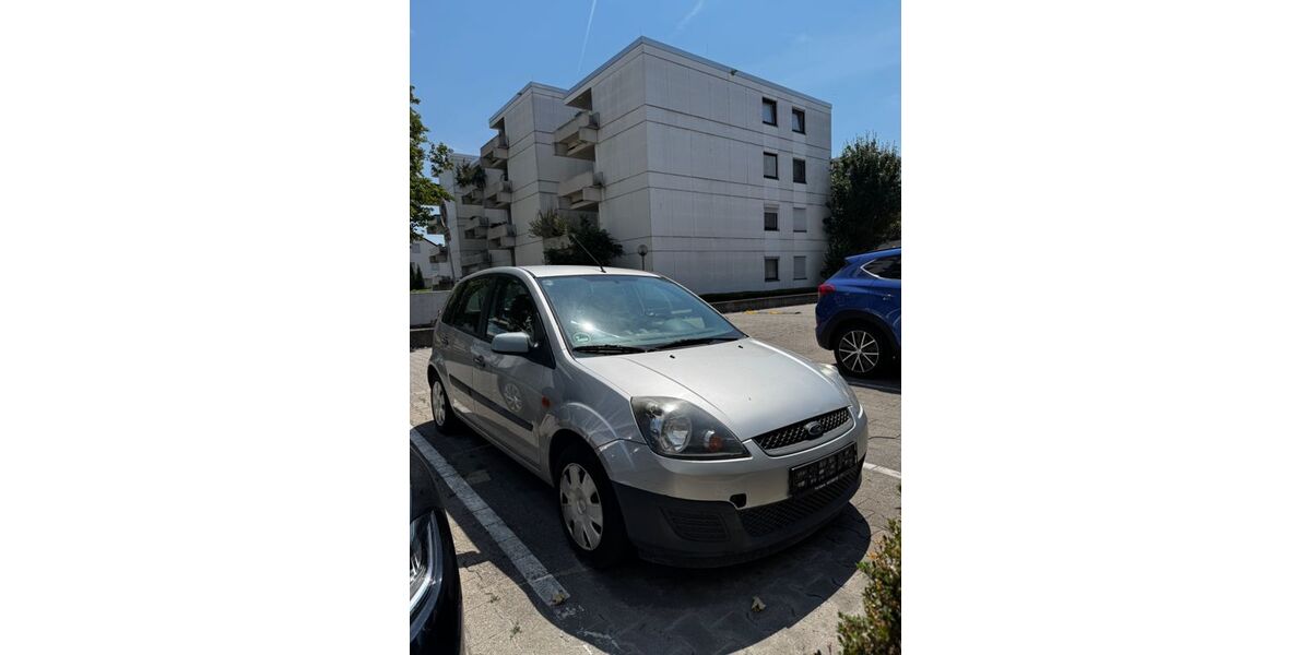 Ford Fiesta 108.660 km 2.600 &euro; Wendlingen 73240