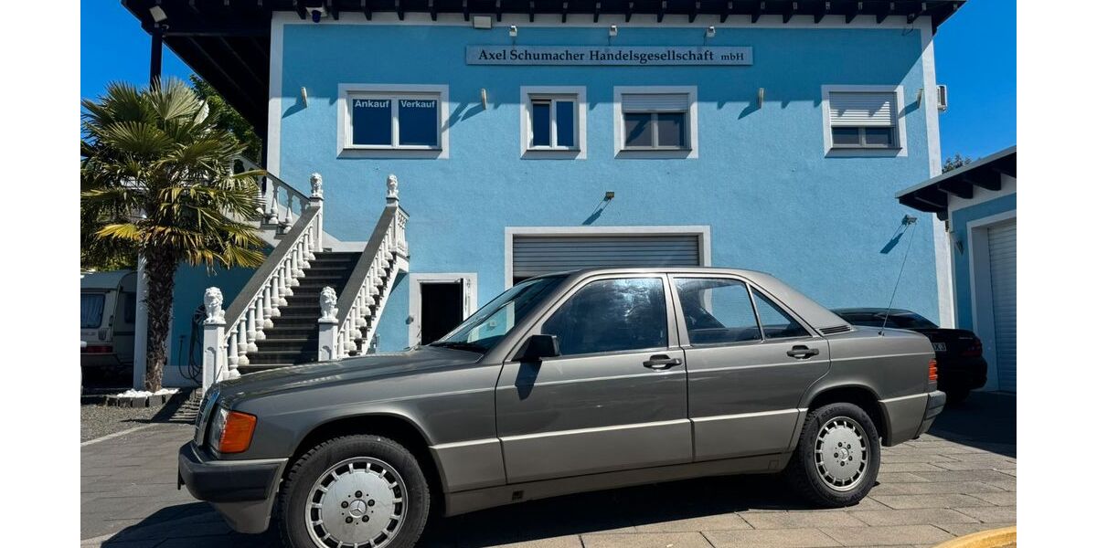 Mercedes-Benz 190 274.300 km 3.999 &euro; Limburg/Lahn 65549
