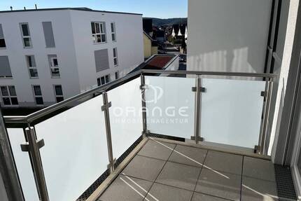 ***Tolles Apartment mit Einbauküche und Balkon!***