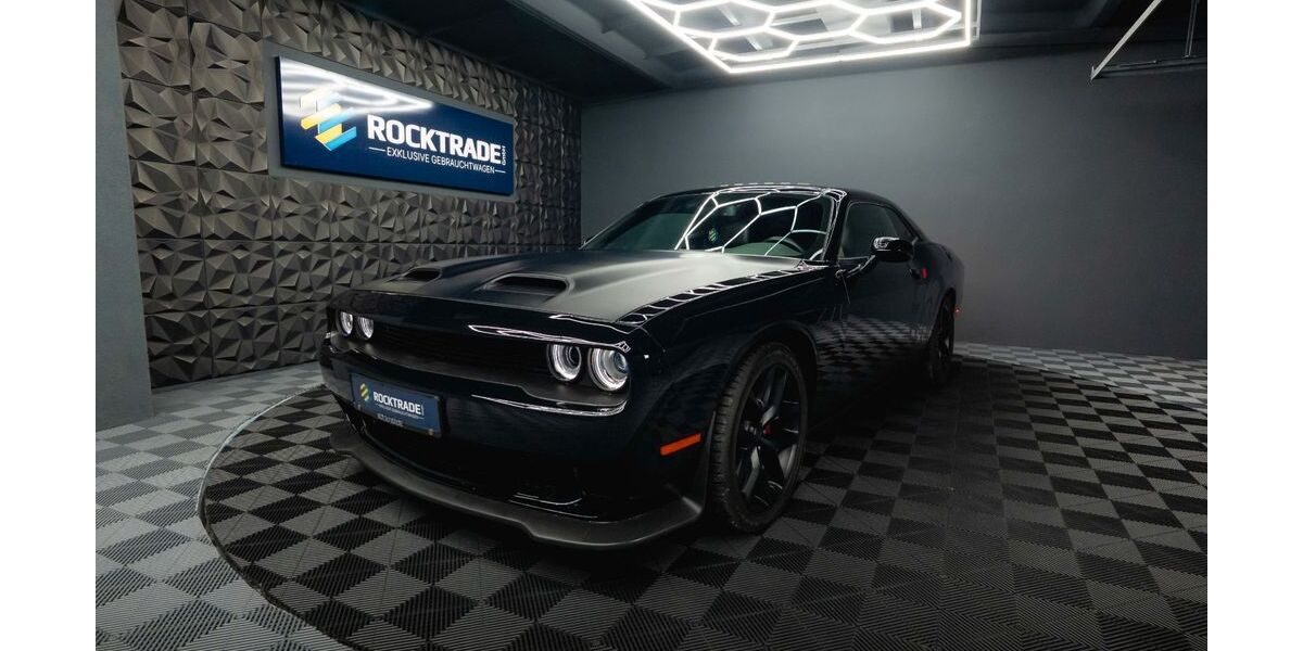 Dodge Challenger 37.115 km 35.990 &euro; Leipzig 04178