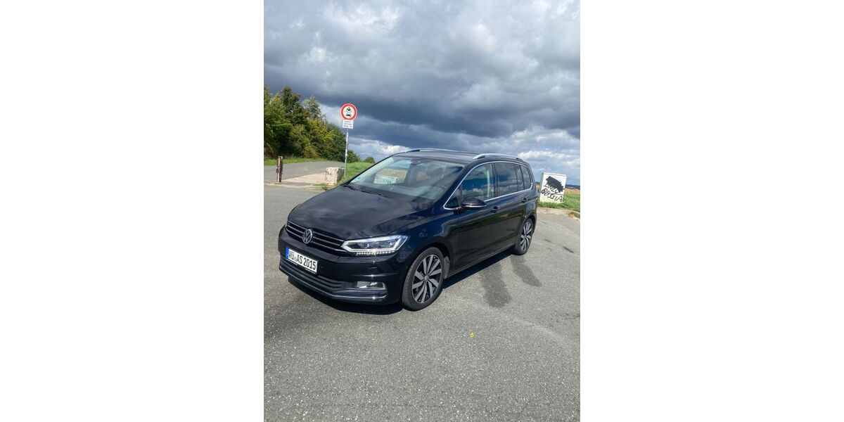 VW Touran 213.000 km 12.250 € Würzburg 97076