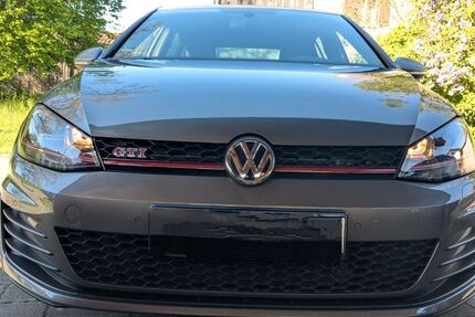 VW Golf 81.000 km 18.799 &euro; Saaldorf-Surheim 83416