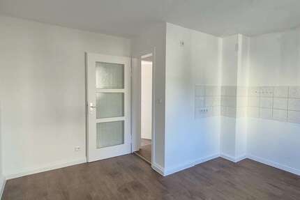 Wohnung Singen (Hohentwiel) - 2 Zimmer, 51 m&sup2;, 590&euro; | Angebot:26410043