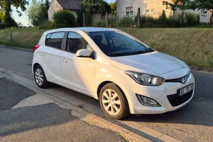 Hyundai i20 110.000 km 6.800 &euro; Etzelwang 92268
