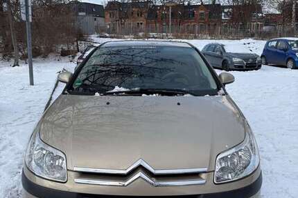 Citroen C4 119.000 km 2.700 &euro; Zwickau 08056
