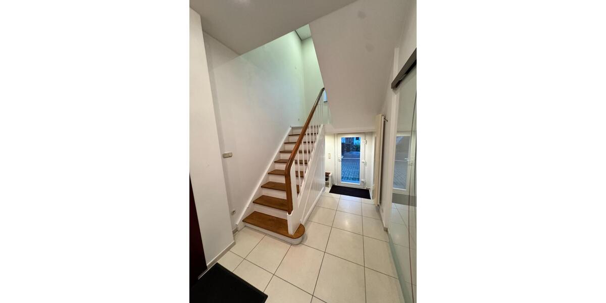 Doppelhaushälfte Hamm - 5 Zimmer, 140 m&sup2;, 1.400&euro; | Angebot:24951742