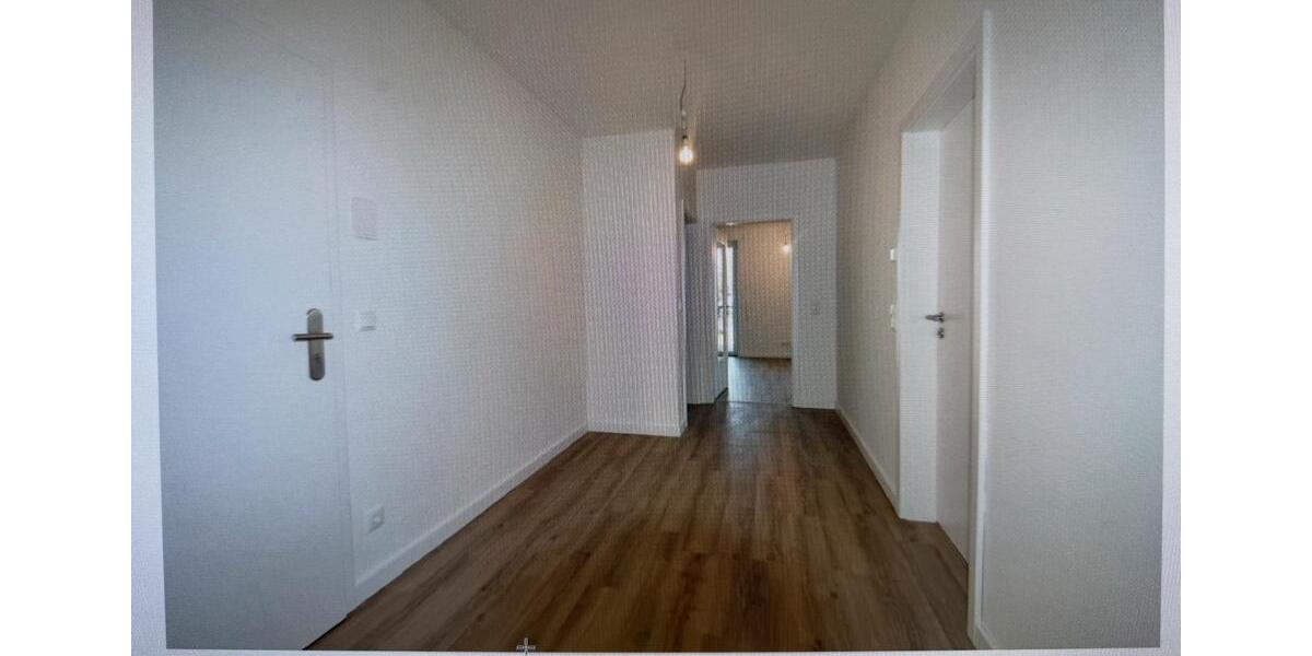 Erdgeschoßwohnung Rastede - 2 Zimmer, 83 m&sup2;, 950&euro; | Angebot:25431033