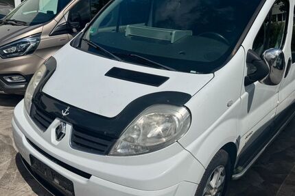 Renault Trafic 220.000 km 3.900 &euro; Detmold 32758