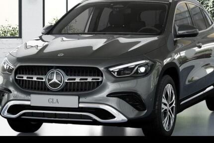 Mercedes-Benz GLA 200 9.900 km 43.500 &euro; Hamburg 22047