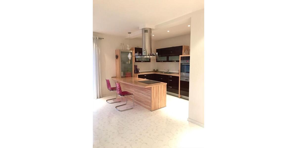 Bungalow Velburg - 3.5 Zimmer, 110 m&sup2;, 1.400&euro; | Angebot:26689526