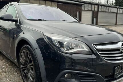 Opel Insignia 209.000 km 4.950 &euro; Wuppertal 42389