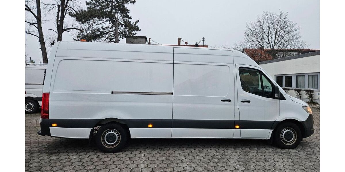 Mercedes-Benz Sprinter 121.000 km 27.350 &euro; KARLSFELD (b.München) 85757