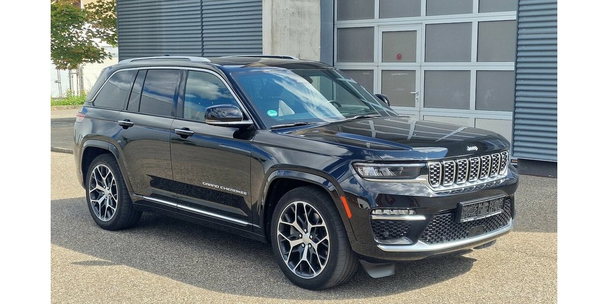 Jeep Grand Cherokee Summit Reserve Plug-In-Hybrid 4xe 30.000 km 61.799 &euro; Landau 76829