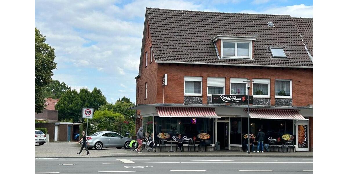 Mehrfamilienhaus mit Gewerbeeinheit 9 zimmer
